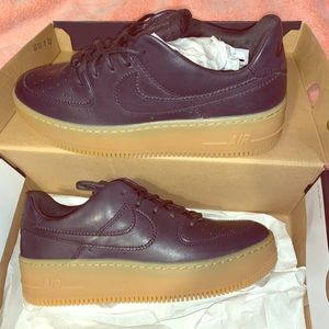 Air Force 1 Sage Low LX 8.5